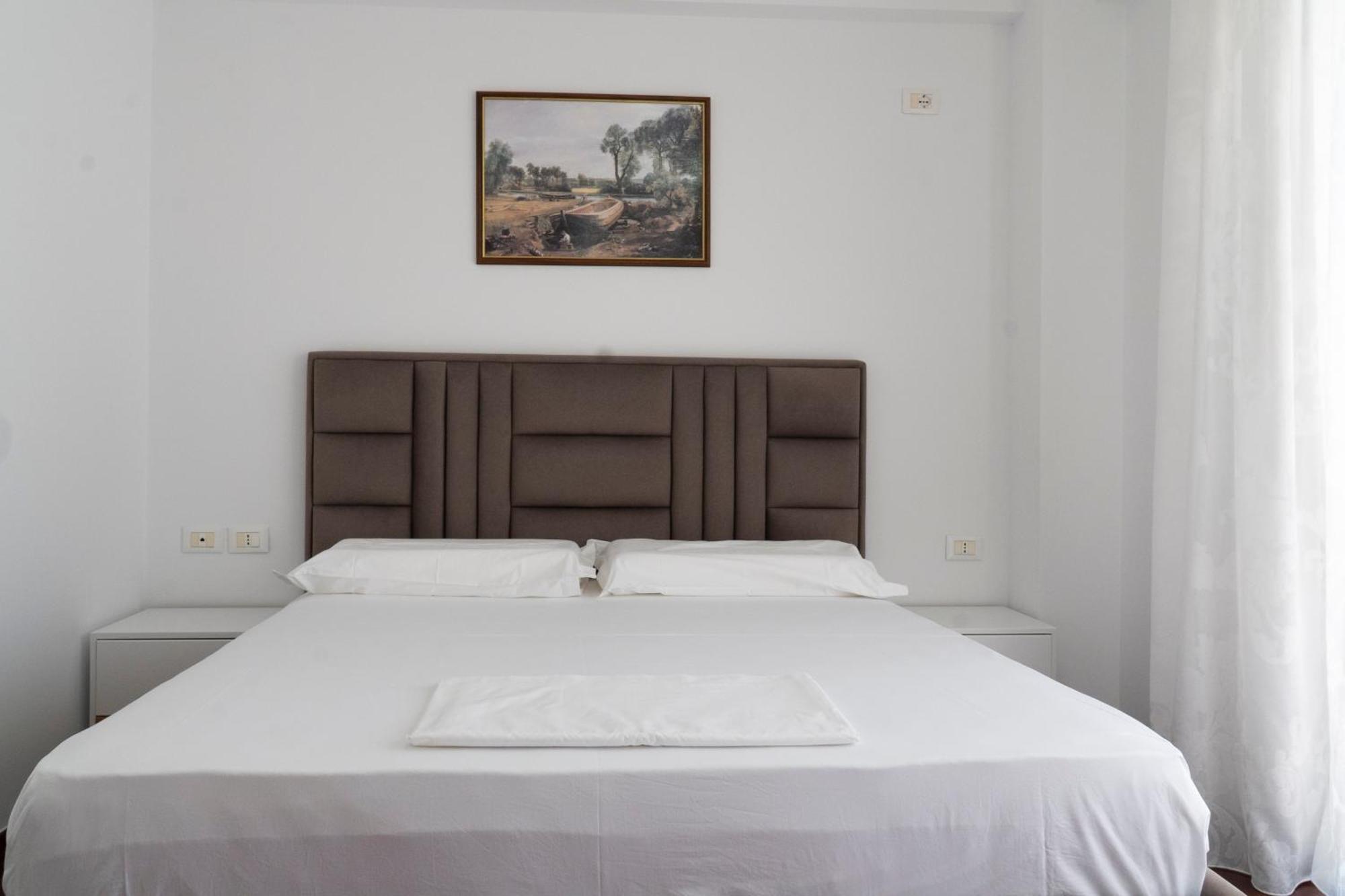 Center Sea View Lejlighed Sarandë Eksteriør billede