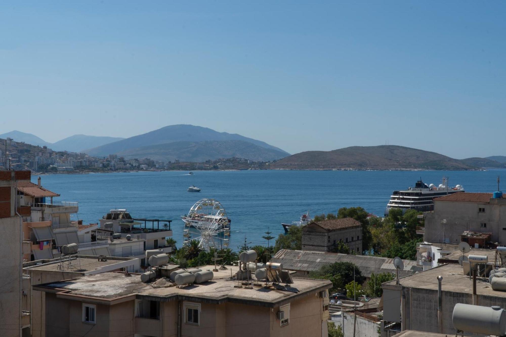 Center Sea View Lejlighed Sarandë Eksteriør billede